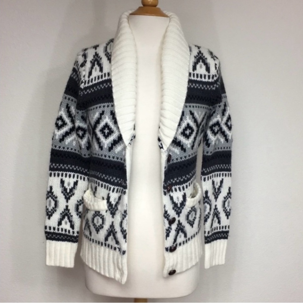 M4EO Cream Gray Fair Isle Cozy Thick Knit Cardigan Sweater Size Small Classic